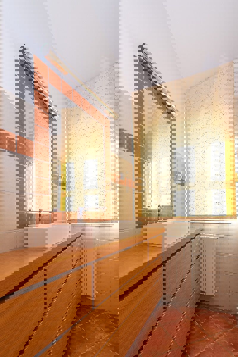 Nelle vicinanze di Parenzo - 1.000 m dal mare, villa mediterranea con piscina!