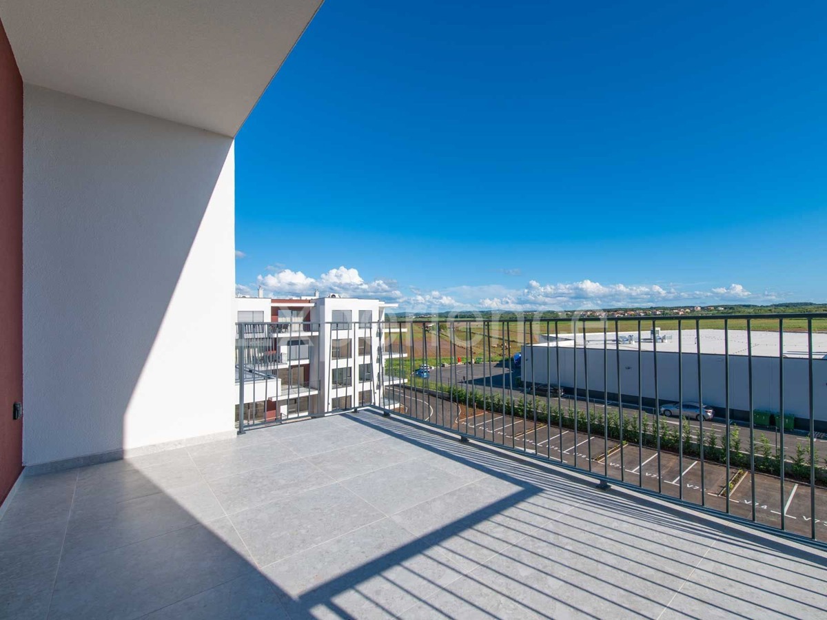 ISTRIA, Umago - appartamento in un nuovo edificio con garage, 3. piano, ASCENSORE