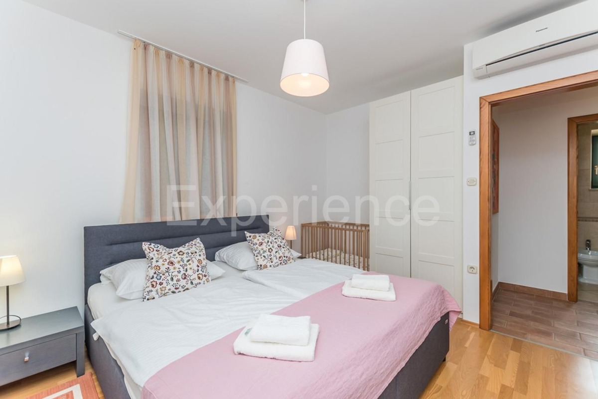 Istria, vicino a Parenzo - affascinante villa con piscina