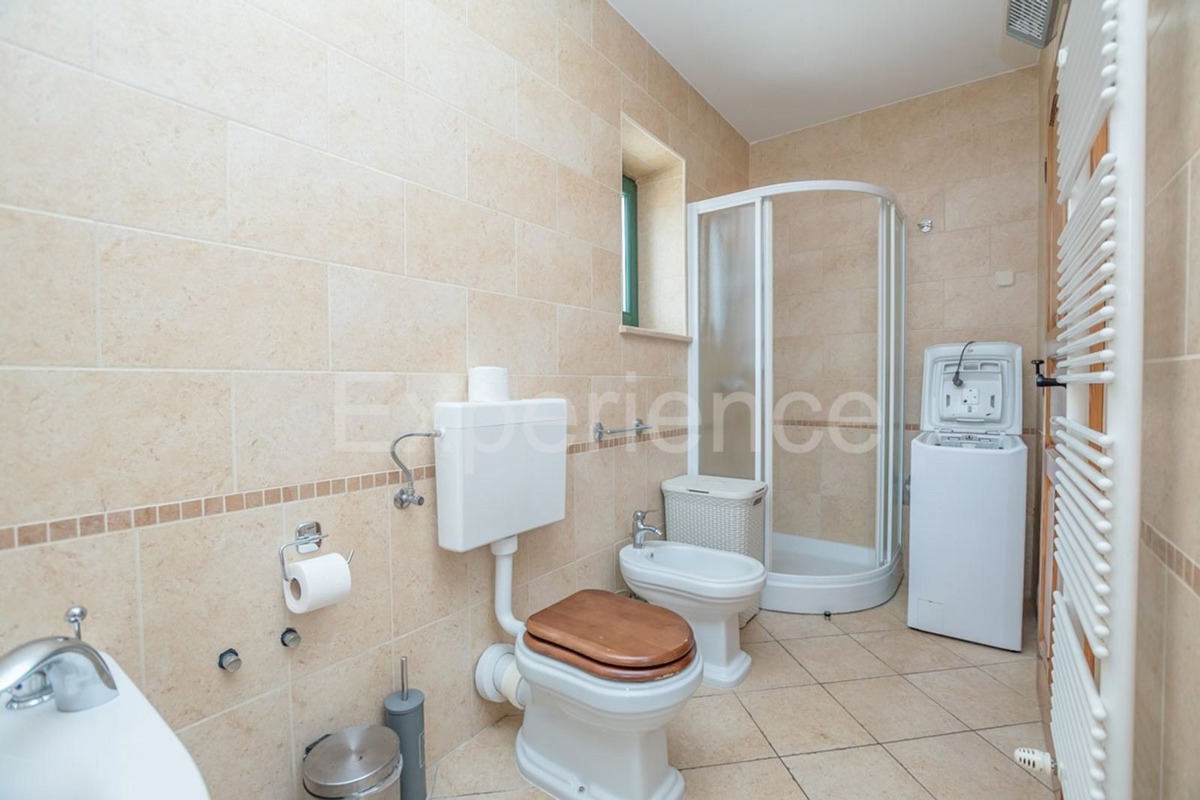 Istria, vicino a Parenzo - affascinante villa con piscina