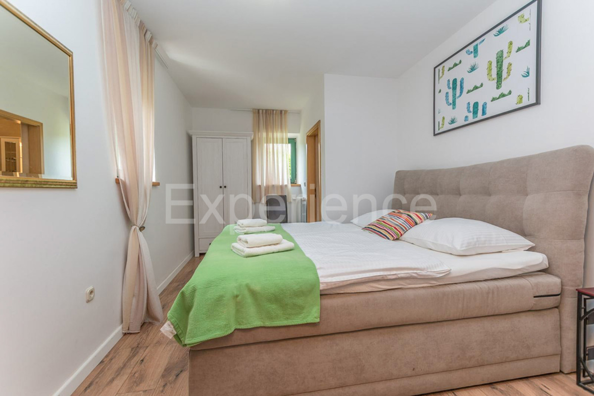 Istria, vicino a Parenzo - affascinante villa con piscina