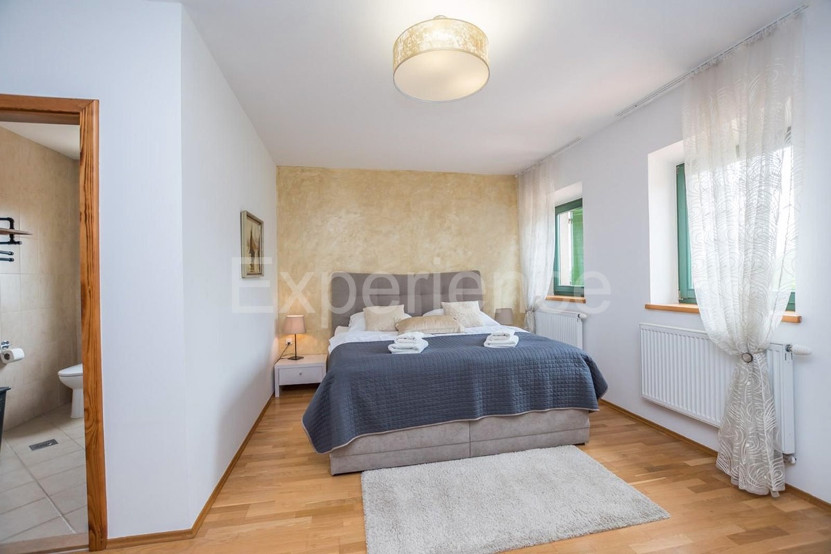 Istria, vicino a Parenzo - affascinante villa con piscina