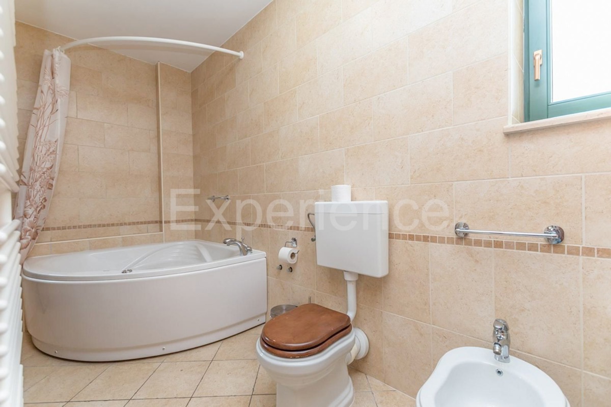 Istria, vicino a Parenzo - affascinante villa con piscina