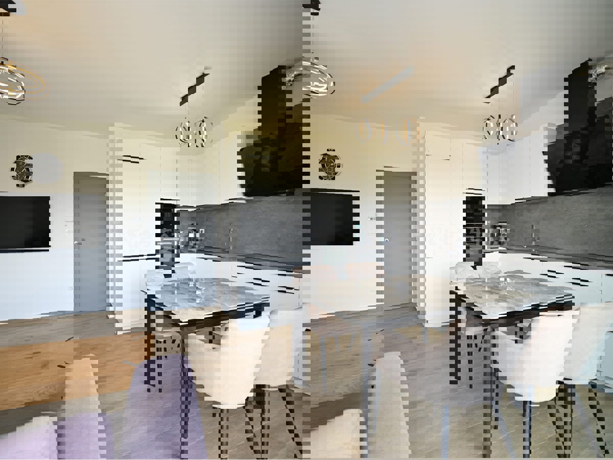 ISTRIA, Tar - appartamento in edificio di nuova costruzione con VISTA MARE