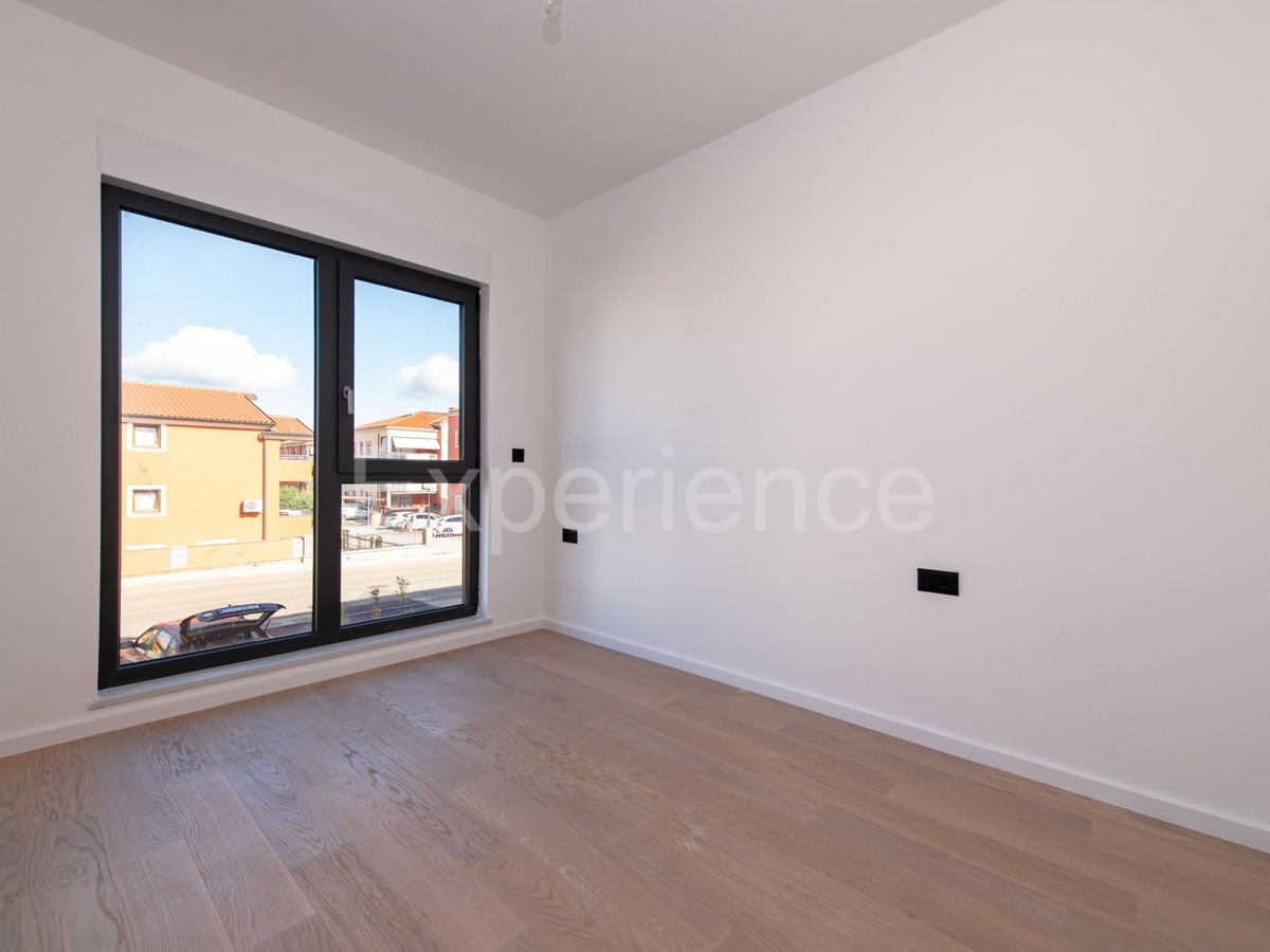 ISTRIA, Umago - appartamento con garage, 1. piano, ASCENSORE