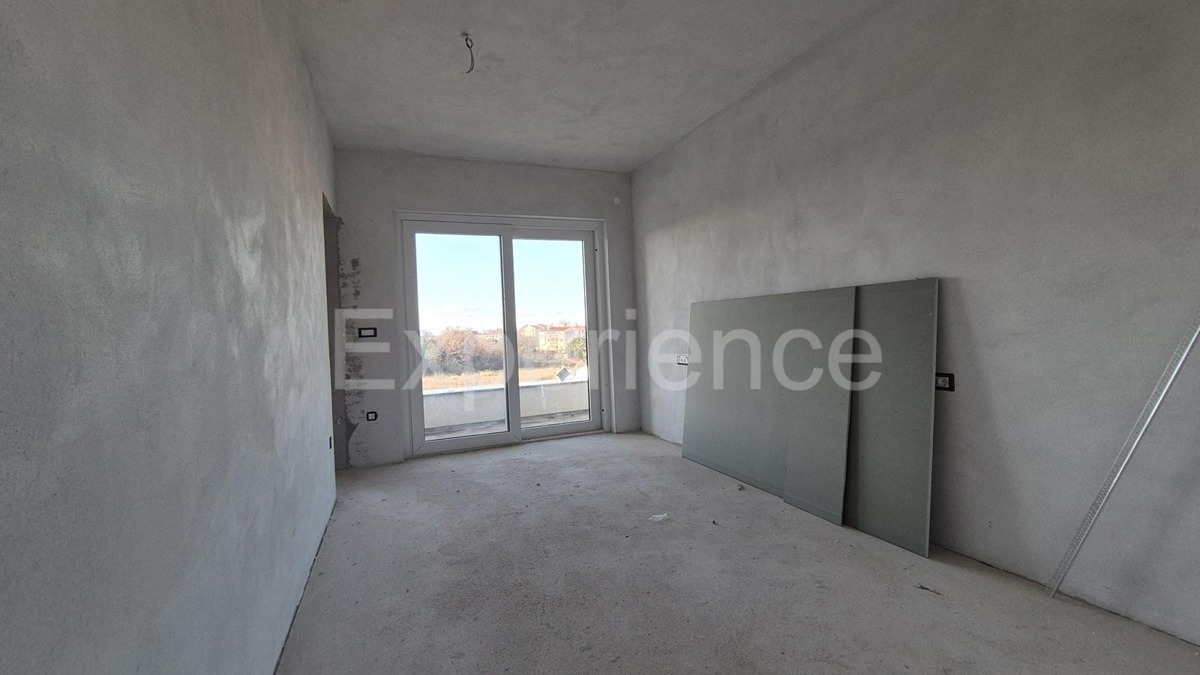 Parenzo - a circa 1 km dal mare - attico con VISTA MARE!