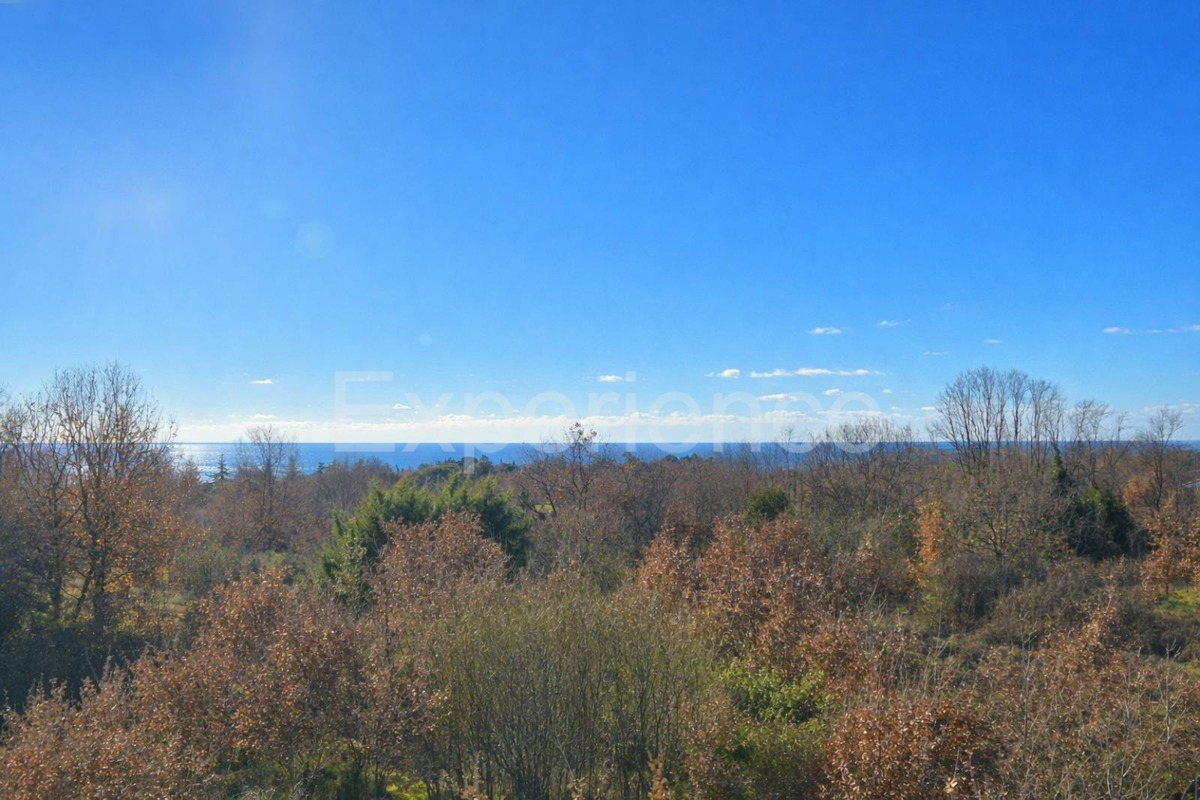 Parenzo - a circa 1 km dal mare - attico con VISTA MARE!