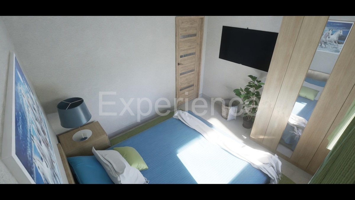 ISTRIA, Parenzo - appartamento al piano terra con GIARDINO privato!