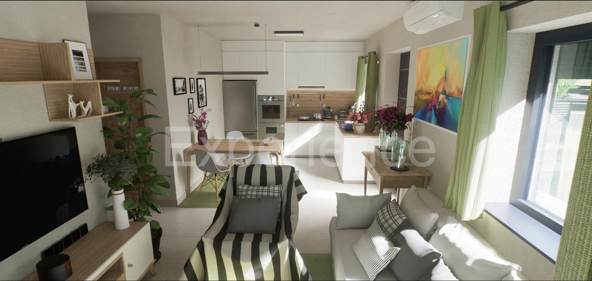 ISTRIA, Parenzo - appartamento al piano terra con GIARDINO privato!