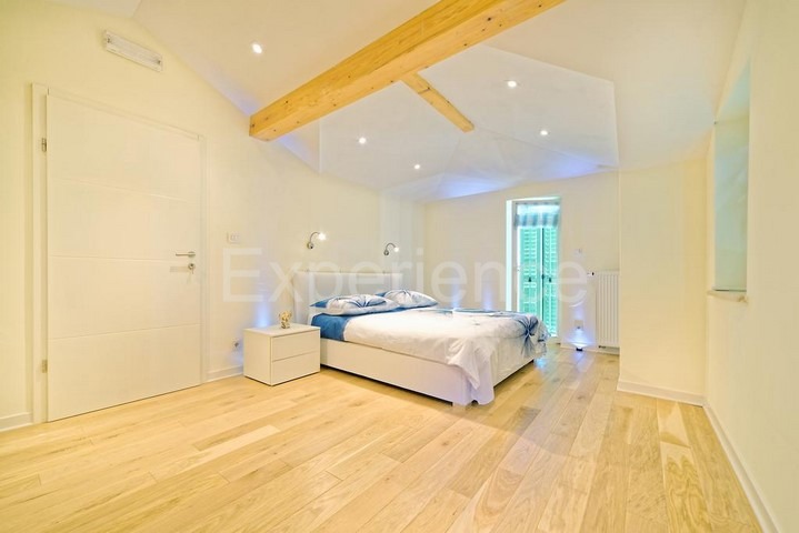 Motovun, villa con piscina e vista, 4 camere, zona tranquilla