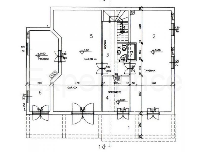 Parenzo, terreno edificabile 703 m² con progetto e fondamenta