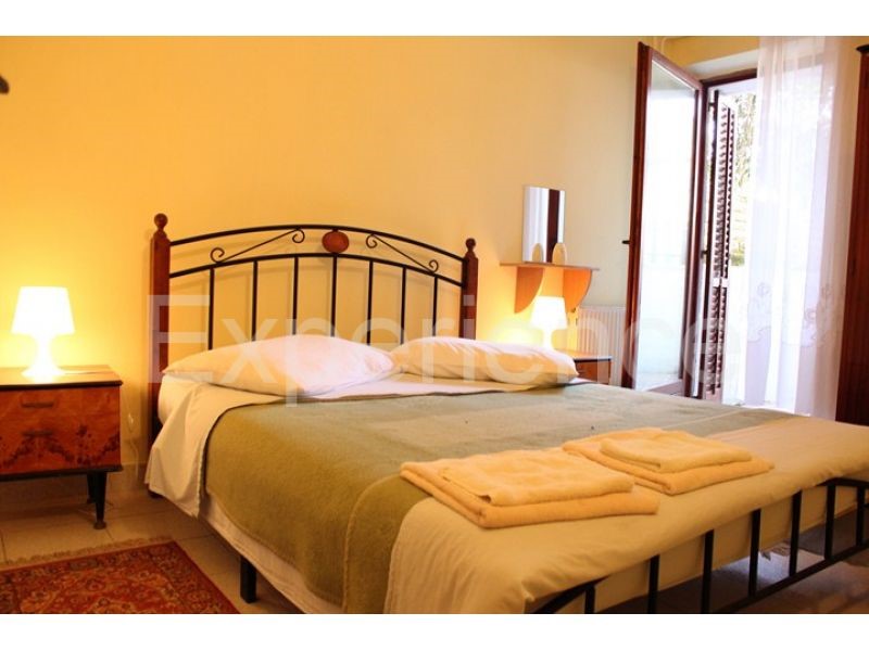 Parenzo, casa indipendente, 600 m dal mare, vista mare, giardino 400 m²
