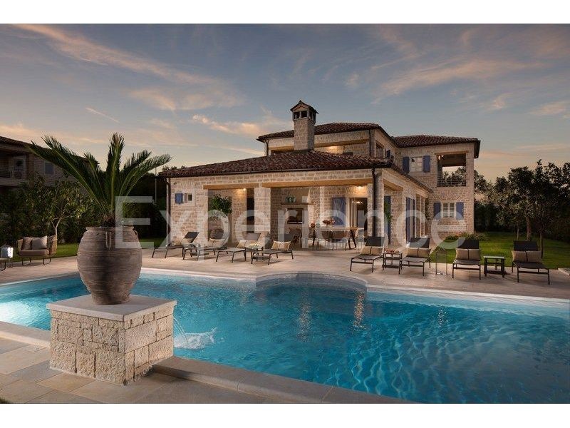 Vicino a Sveti Lovreč - lussuosa villa mediterranea!