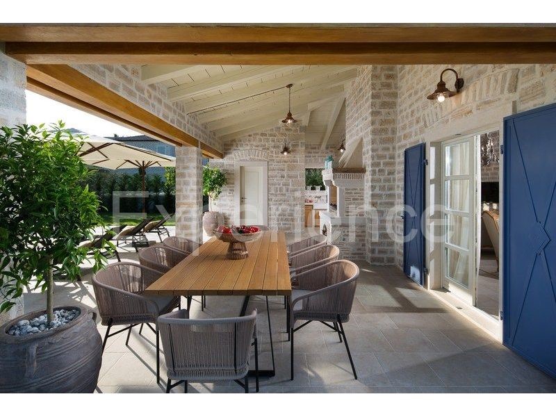 Vicino a Sveti Lovreč - lussuosa villa mediterranea!