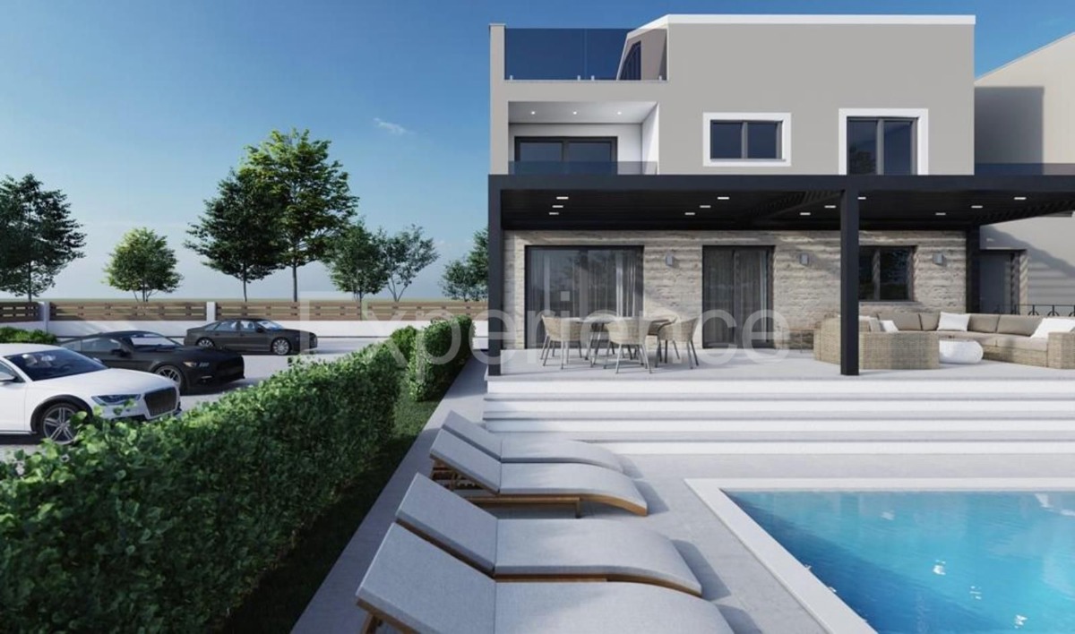 Parenzo - casa a schiera con piscina e terrazza, 3 camere da letto
