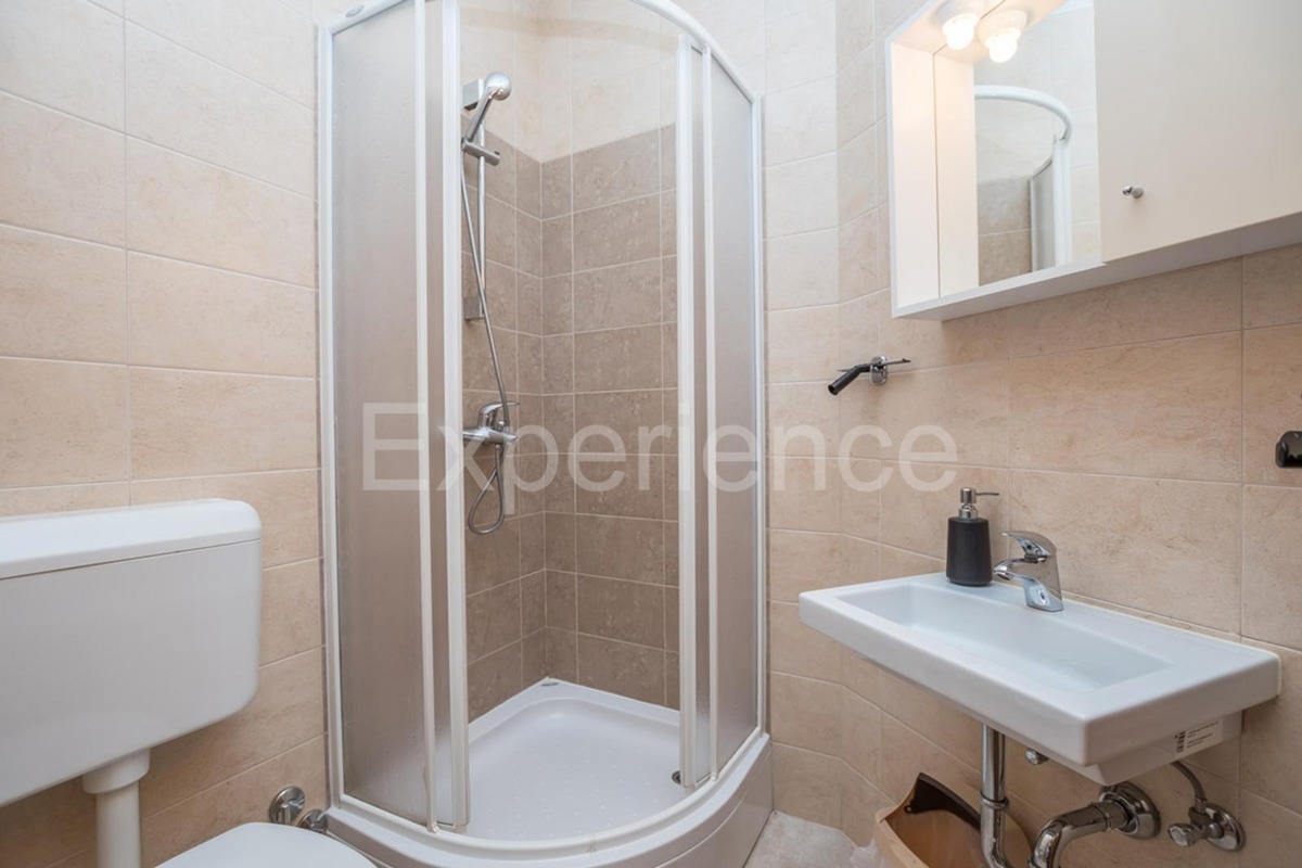 Istria, vicino a Parenzo - affascinante villa con piscina e garage!