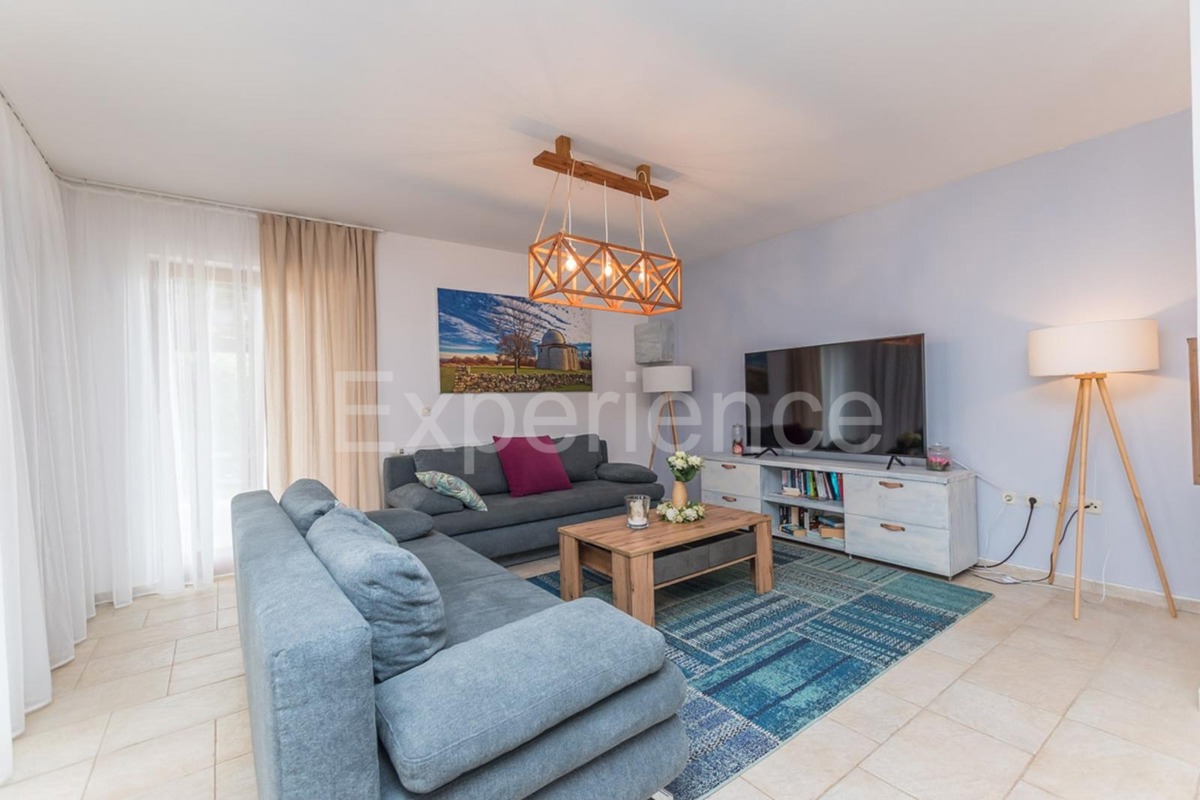 Istria, vicino a Parenzo - affascinante villa con piscina e garage!