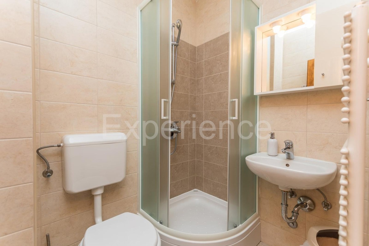 Istria, vicino a Parenzo - affascinante villa con piscina e garage!