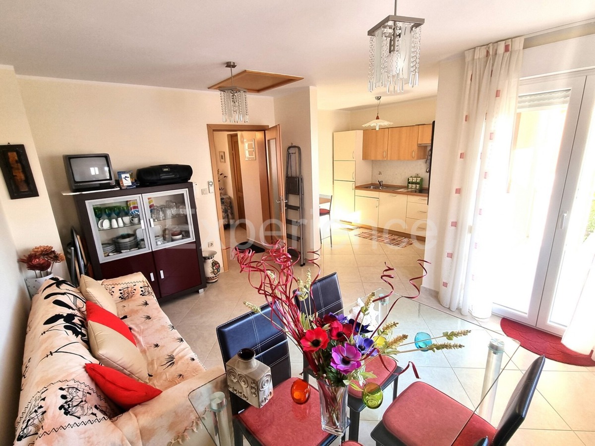 OCCASIONE! Cittanova - a 500 m dalla spiaggia, appartamento al 1. piano, VISTA MARE!