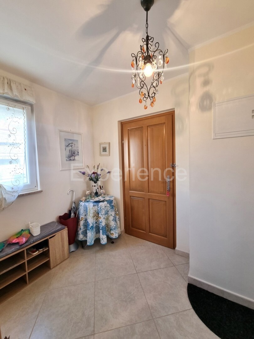 OCCASIONE! Cittanova - a 500 m dalla spiaggia, appartamento al 1. piano, VISTA MARE!