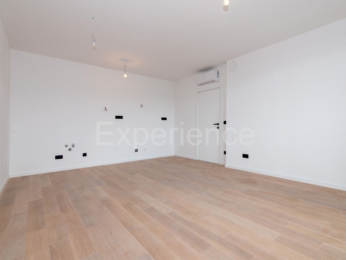 ISTRIA, Umago - appartamento con garage, 2. piano, ASCENSORE