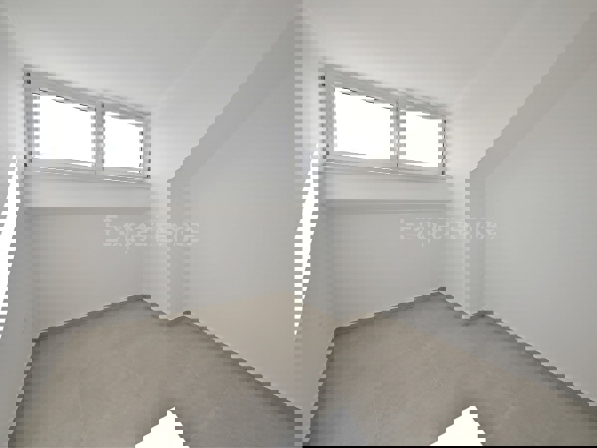 ISTRIA, vicino a Parenzo - appartamento con 3 camere da letto, VISTA MARE!