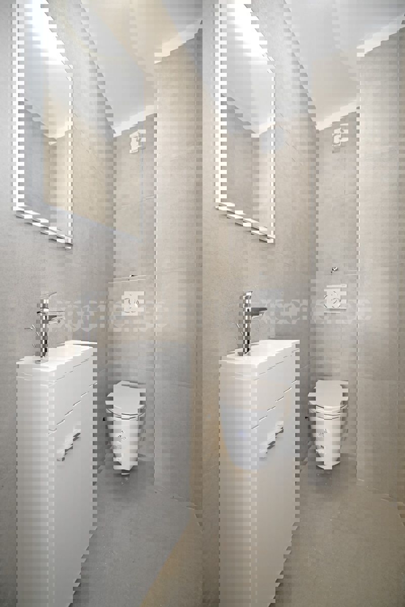 ISTRIA, vicino a Parenzo - appartamento con 3 camere da letto, VISTA MARE!