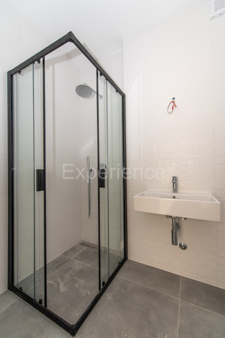 ISTRIA, Umago - appartamento con spazioso balcone (10 m²), 1. piano, ASCENSORE