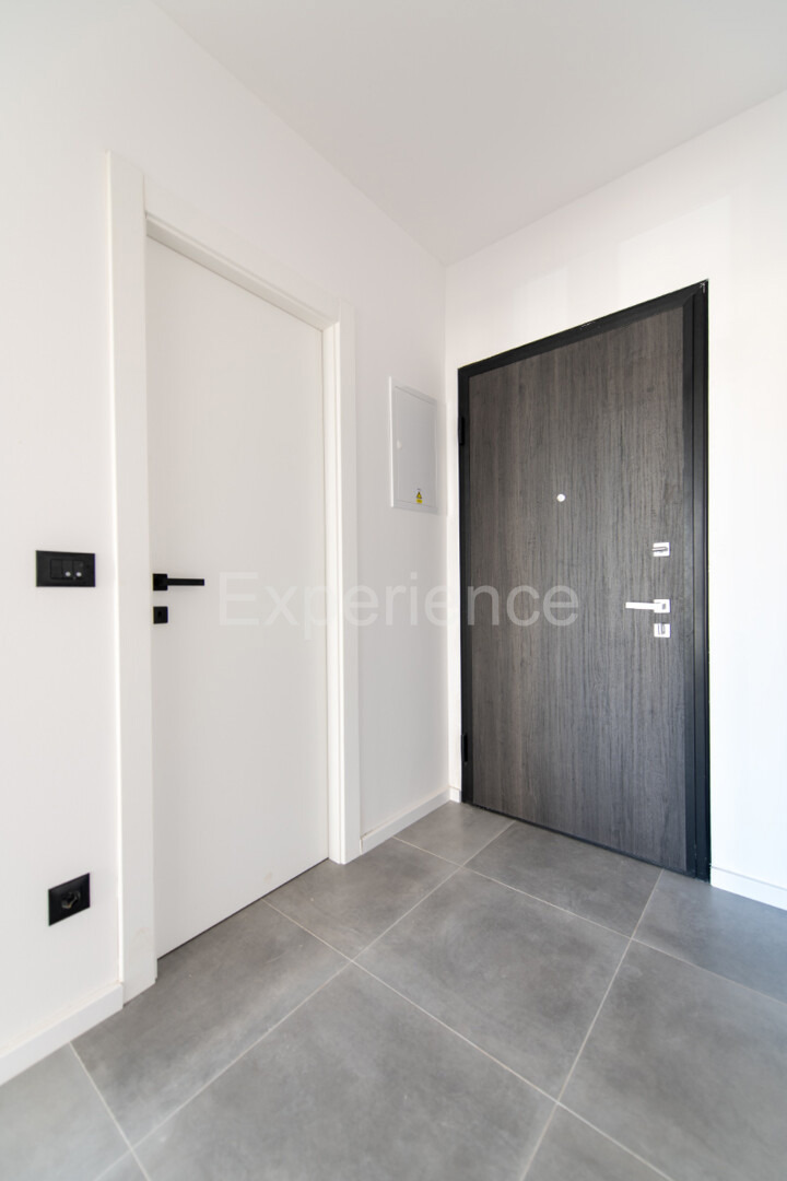 ISTRIA, Umago - appartamento con spazioso balcone (10 m²), 1. piano, ASCENSORE