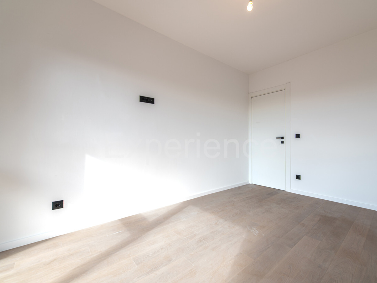 ISTRIA, Umago - appartamento con spazioso balcone (10 m²), 1. piano, ASCENSORE