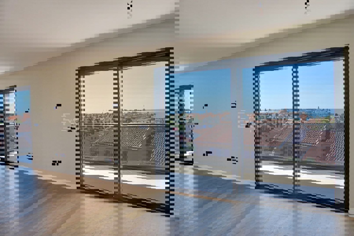 Parenzo, attico esclusivo vista mare con terrazza sul tetto