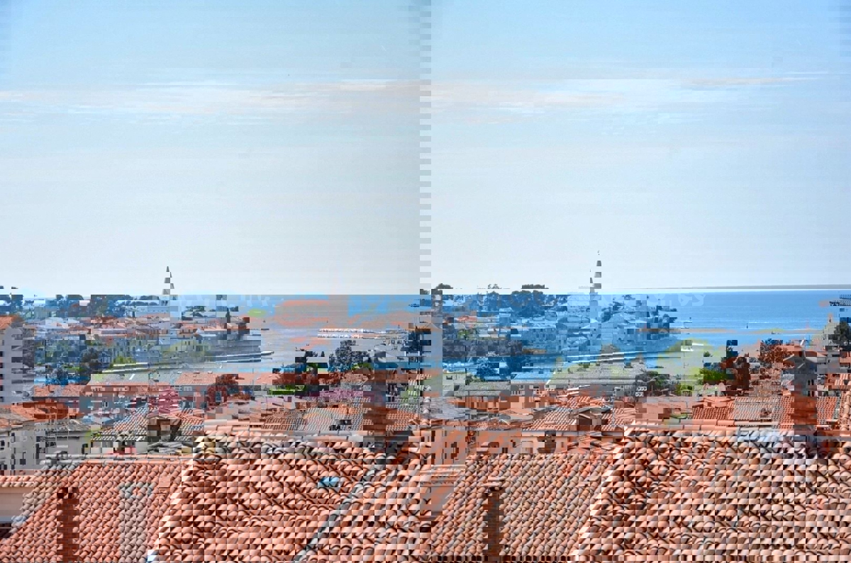 Parenzo, attico esclusivo vista mare con terrazza sul tetto