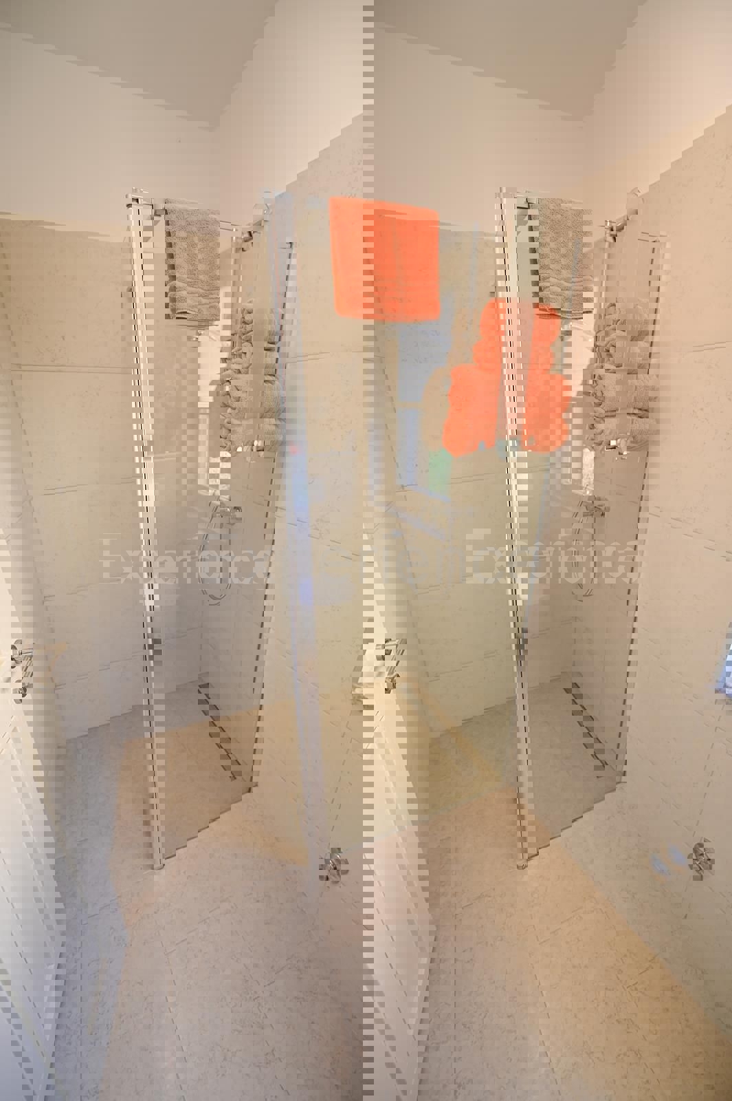 ISTRIA, Kaštelir - casa di nuova costruzione con piscina!