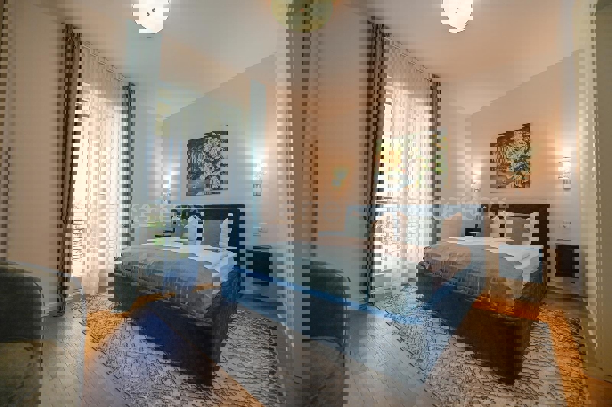 ISTRIA, Kaštelir - casa di nuova costruzione con piscina!