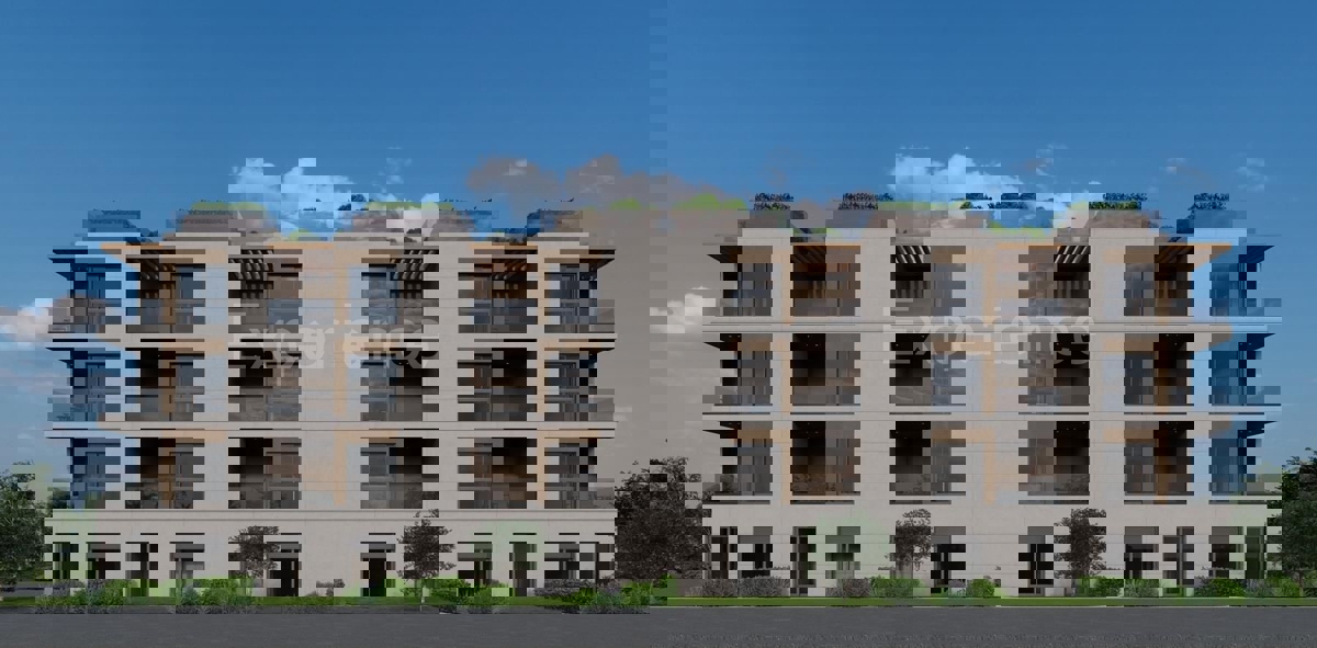 Trilocale con 2 terrazze e 2 posti auto – 2° piano, Tar, 2,5 km mare