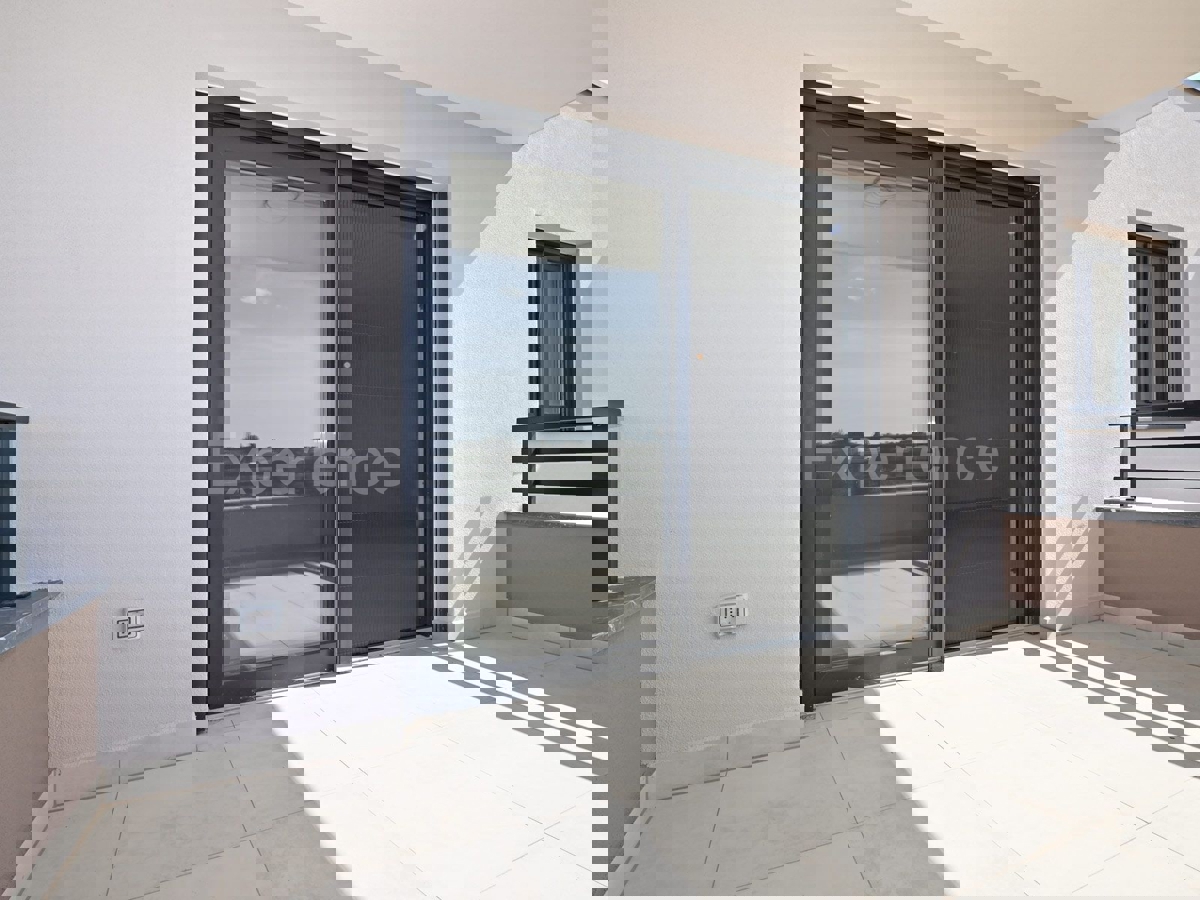 ISTRIA, Tar - appartamento in un nuovo edificio con VISTA MARE aperta!