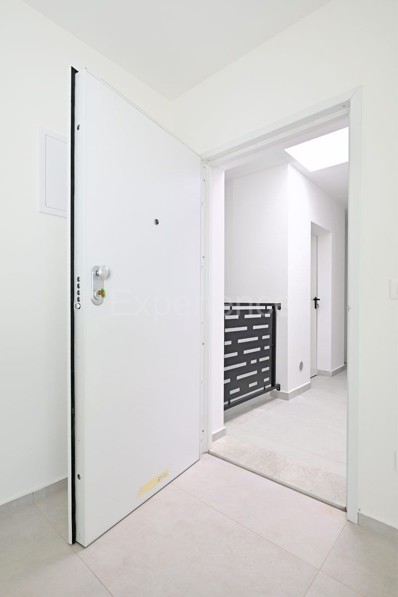 ISTRIA, Tar - appartamento in un nuovo edificio con VISTA MARE aperta!