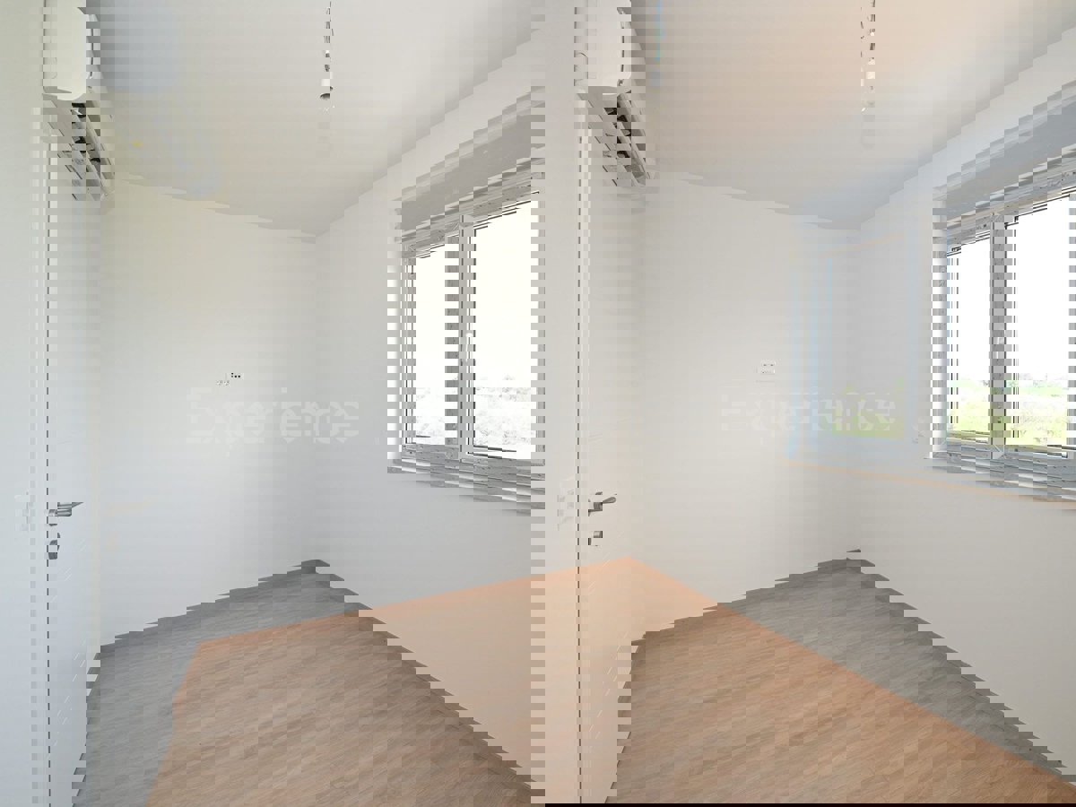 ISTRIA, Tar - appartamento in un nuovo edificio con VISTA MARE aperta!