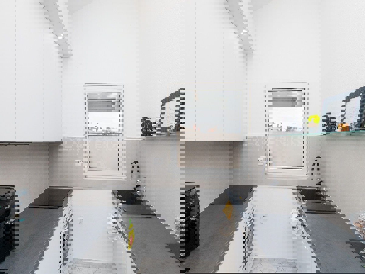 Appartamento a Funtana 44,5 m² + parcheggio, 700 m dalla spiaggia