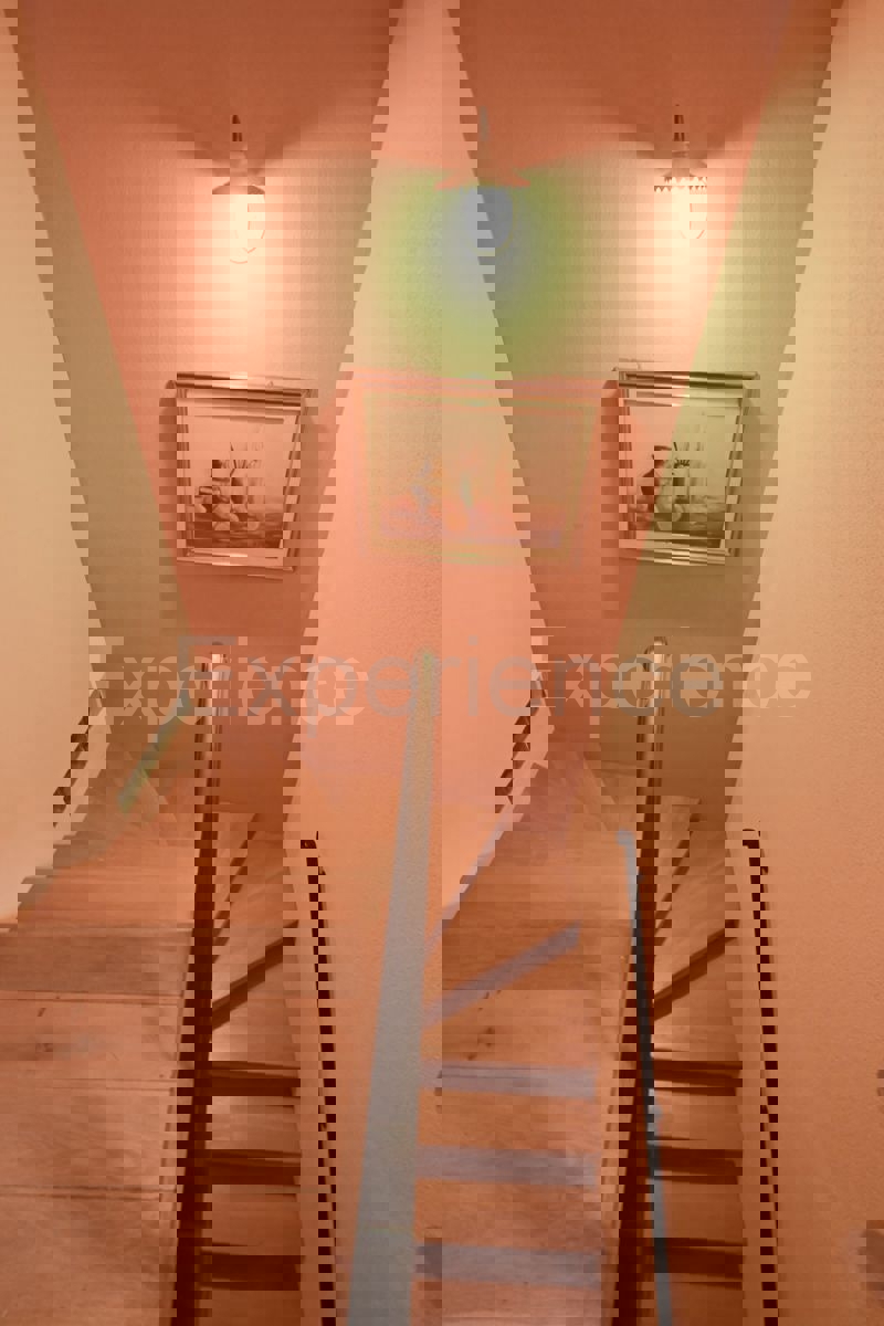 Casa in pietra ristrutturata a Boljun, 74 m² – fascino e comfort