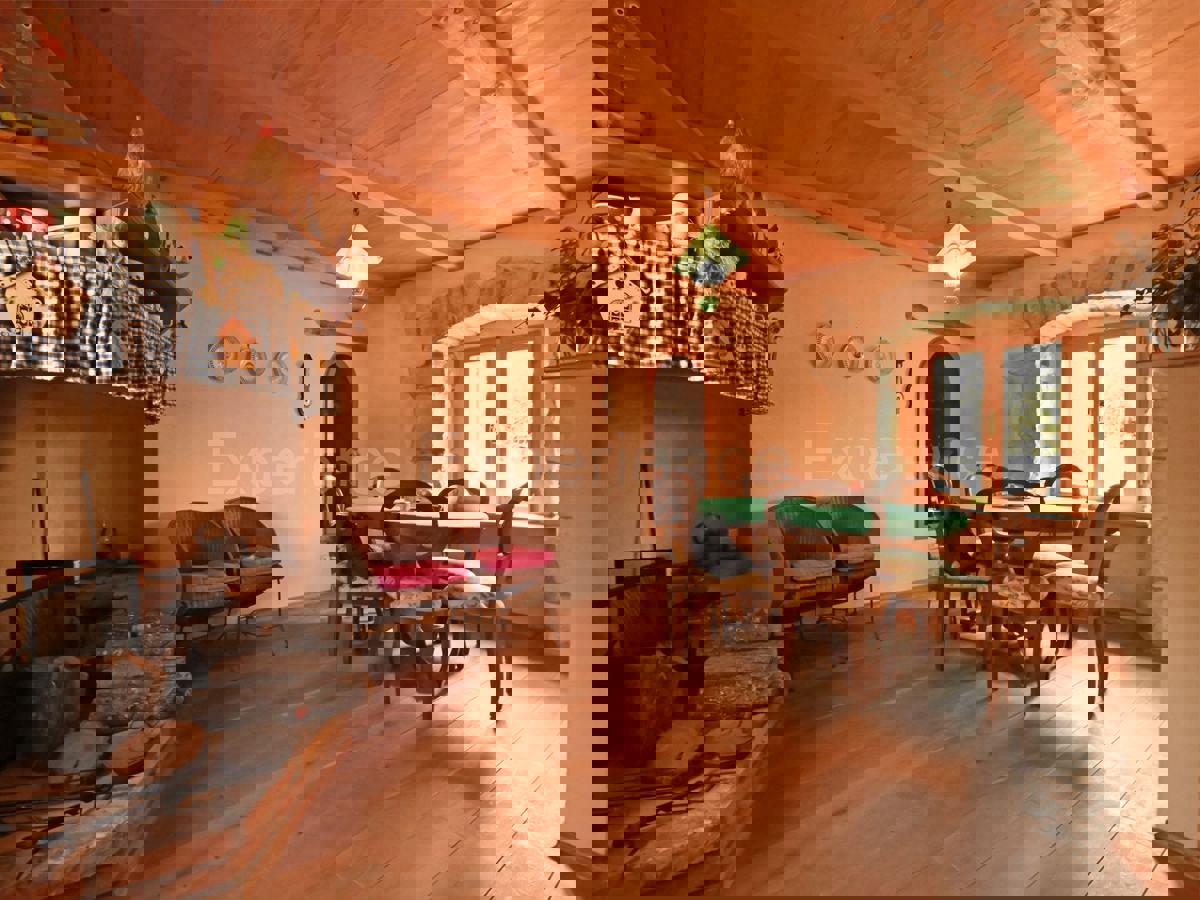 Casa in pietra ristrutturata a Boljun, 74 m² – fascino e comfort