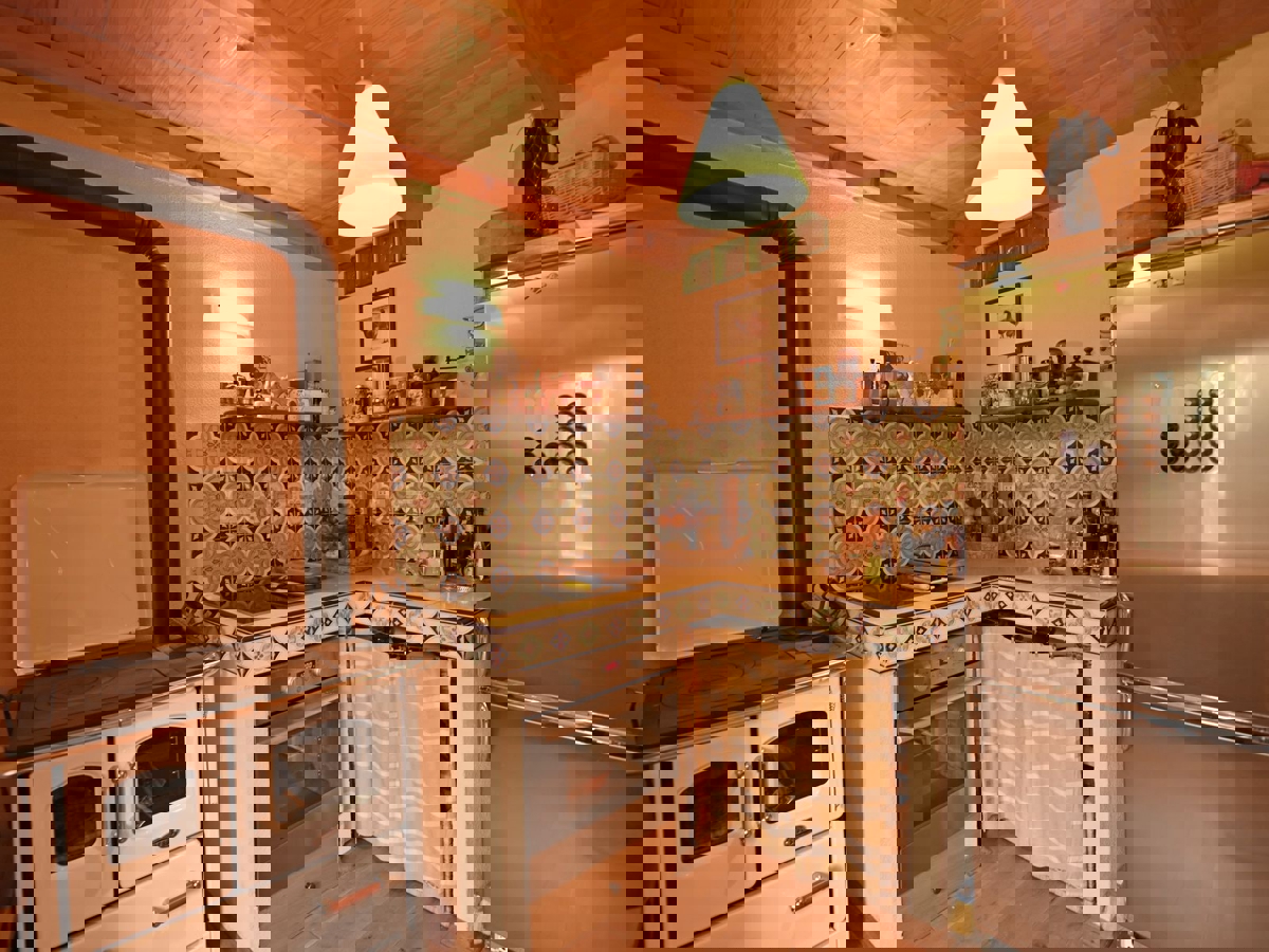 Casa in pietra ristrutturata a Boljun, 74 m² – fascino e comfort