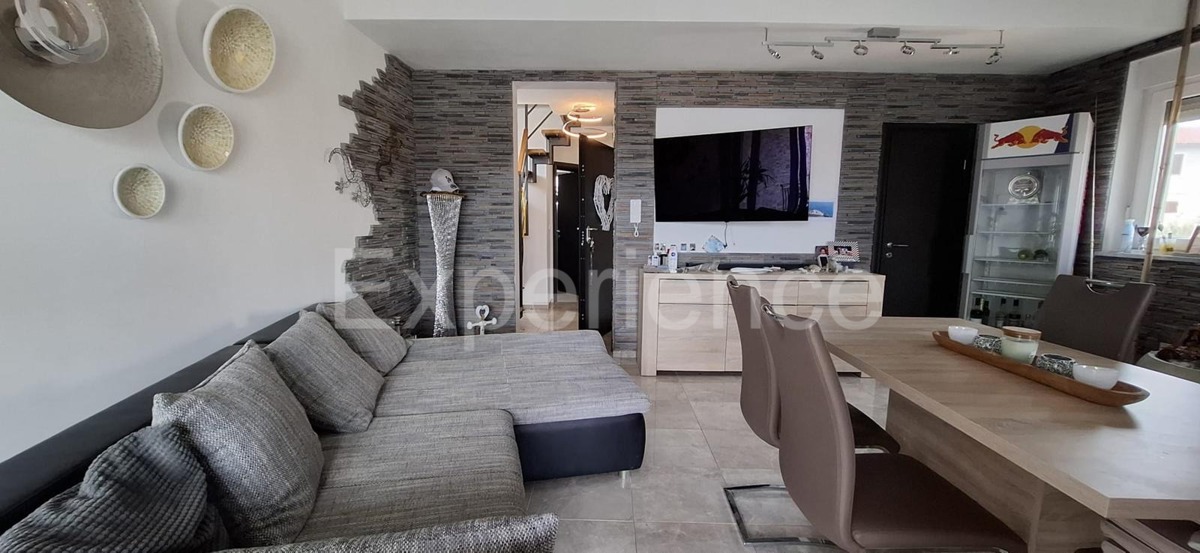 ISTRIA, Funtana - moderno appartamento con giardino vicino al mare!