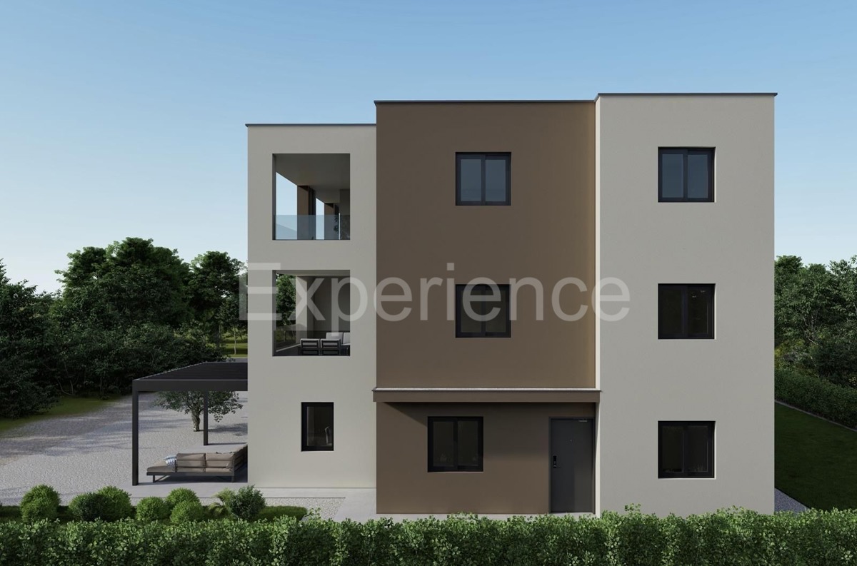 Appartamento con giardino 100 m² e terrazza – Parenzo, 600 m mare