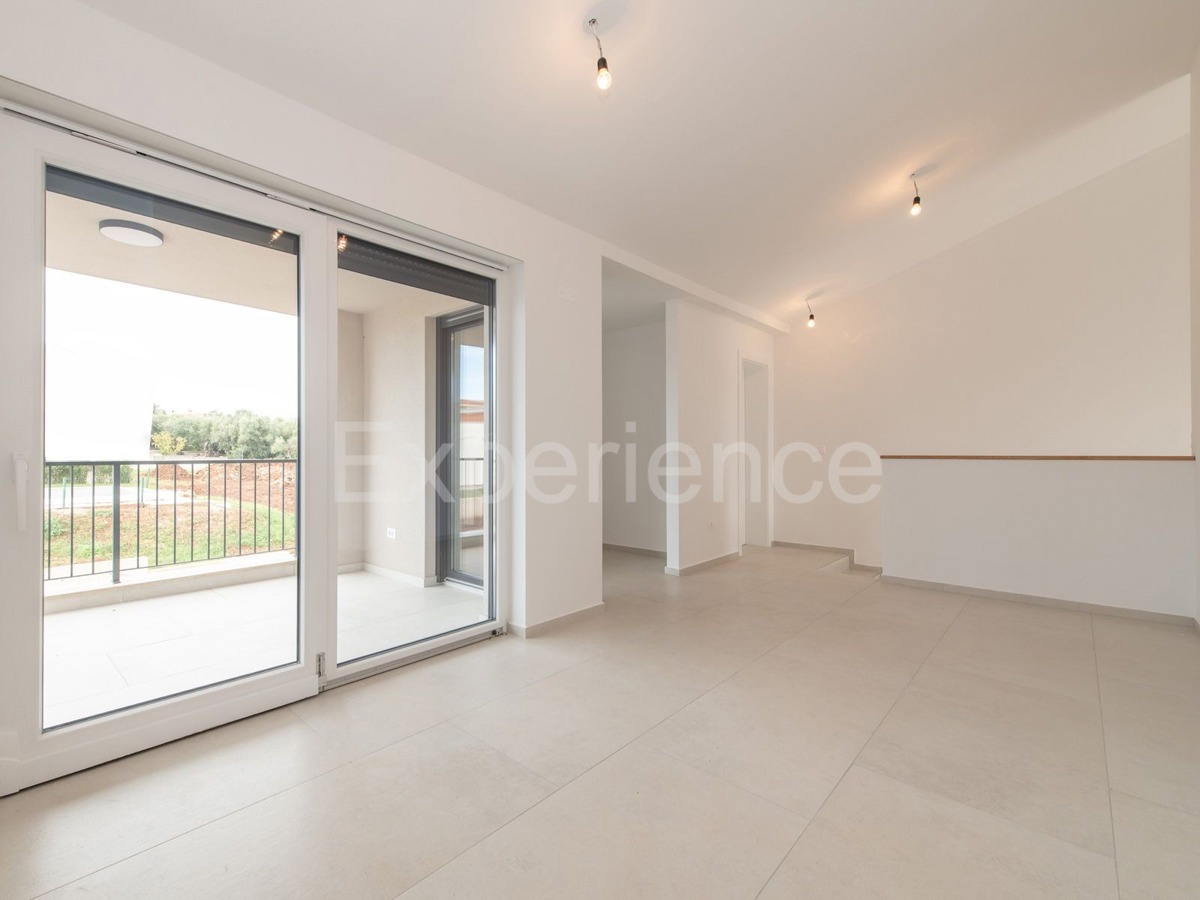 Tar - 2 km od morja, stanovanje v novogradnji, 1. nadstropje, 2 parkirni mesti