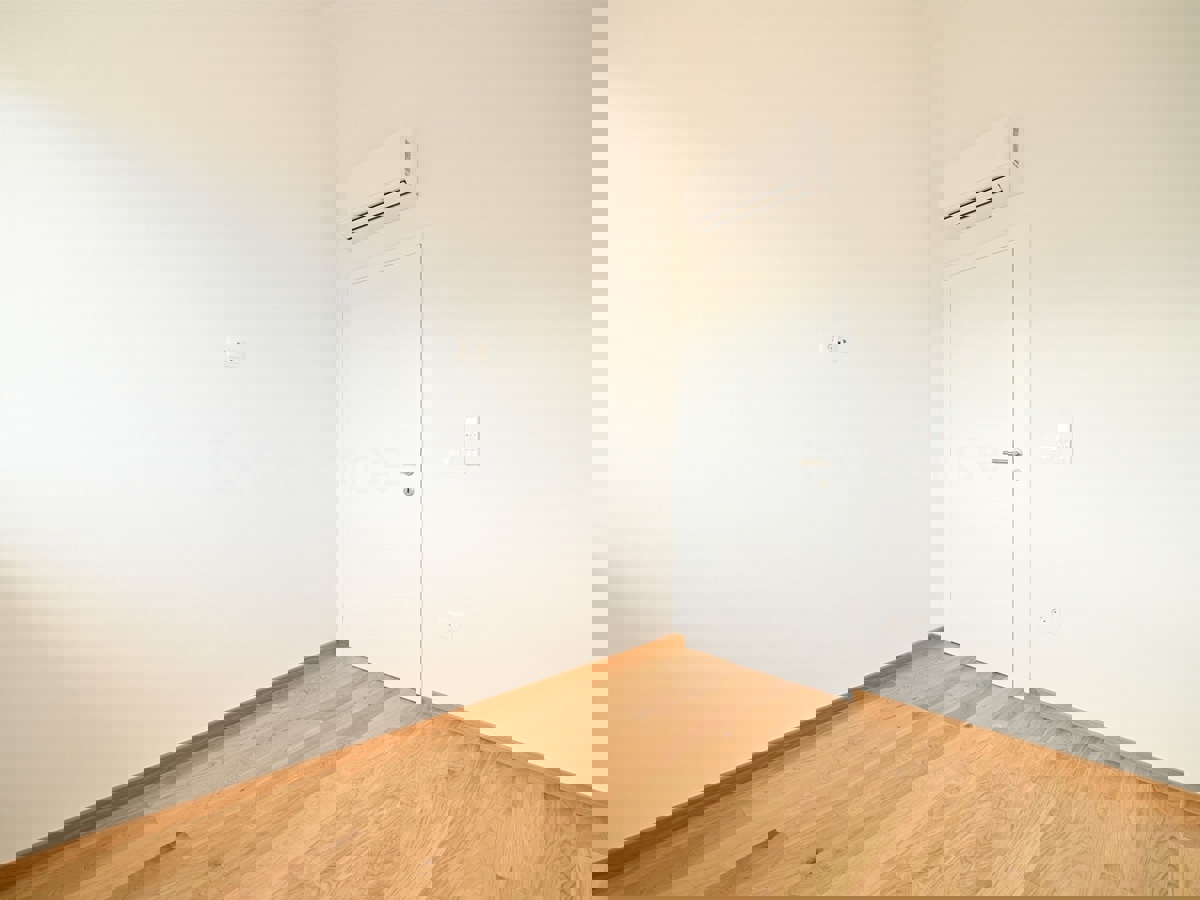 Tar - 2 km od morja, stanovanje v novogradnji, 1. nadstropje, 2 parkirni mesti