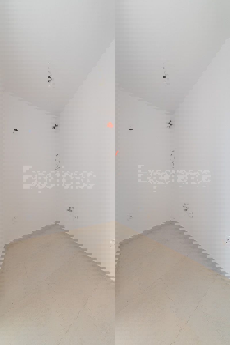 Tar - 2 km od morja, stanovanje v novogradnji, 1. nadstropje, 2 parkirni mesti