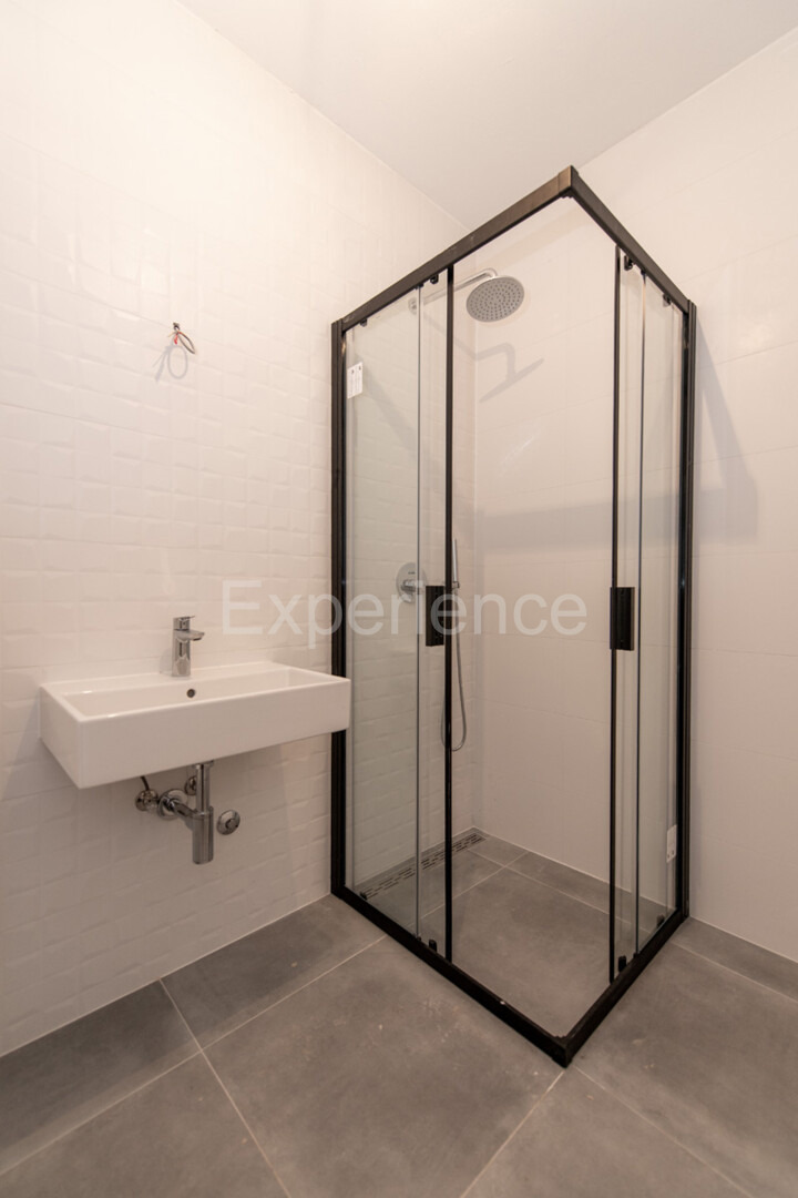 ISTRIA, Umago - appartamento con spazioso balcone (11,67 m²), 1. piano, ASCENSORE!