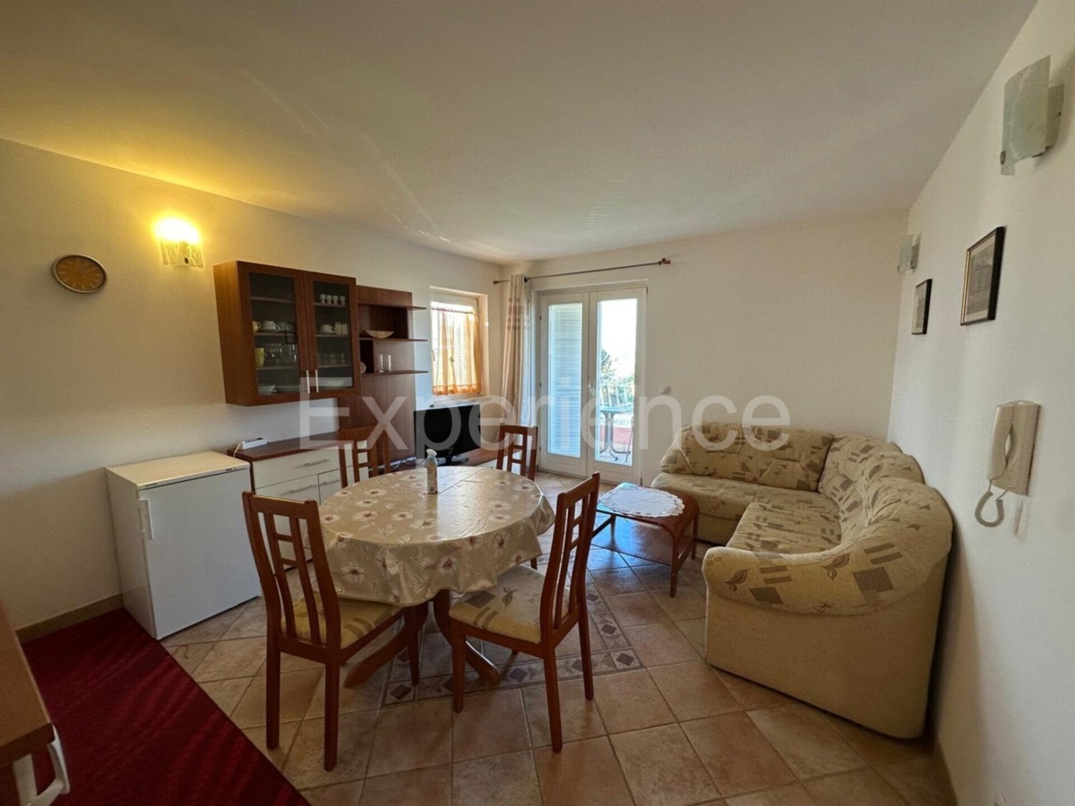 ISTRIA, Tar - appartamento con 2 camere da letto, 1. piano