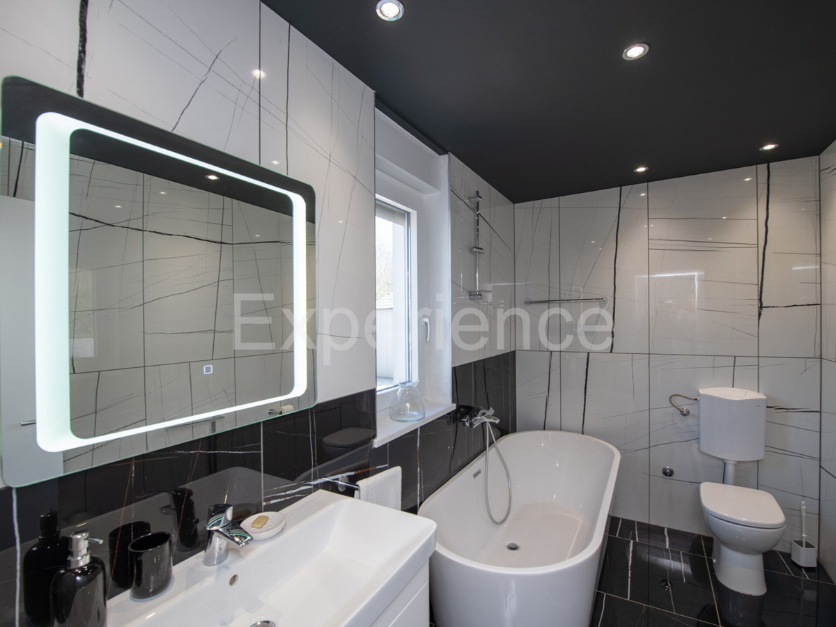 ISTRIA, vicino a Parenzo - ultima casa a schiera, NUOVA COSTRUZIONE, 4 camere da letto!